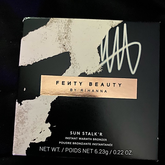 ✨FENTY BEAUTY✨ SUN STALK'R INSTANT WARMTH BRONZER (Private Island - Lt/Med) - Picture 11 of 16